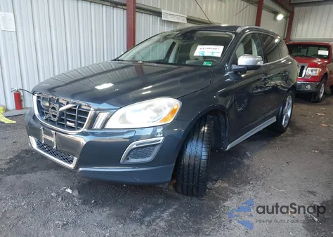 2011 Volvo Xc60 T6/T6 R-Design из США, поврежденный, VIN YV4902DZXB2223596